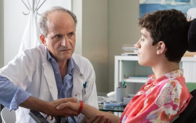 Lionel Abelanski renoue avec joie avec Les Bracelets rouges