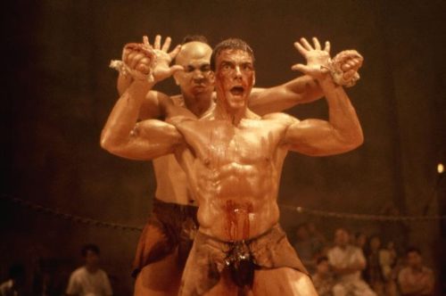 Tong Po, le rôle majeur de sa carrière, icii avec Jean-Claude Van Damme dans Kickboxer;