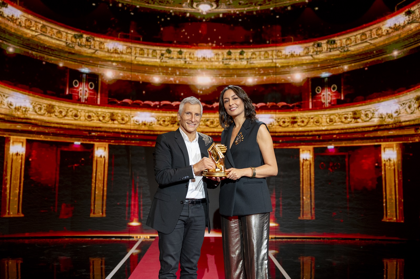 Nagui et Leïla Kaddour-Boudadi animent cette première cérémonie des "Bravos d'or". Photo Nathalie Guyon/France TV