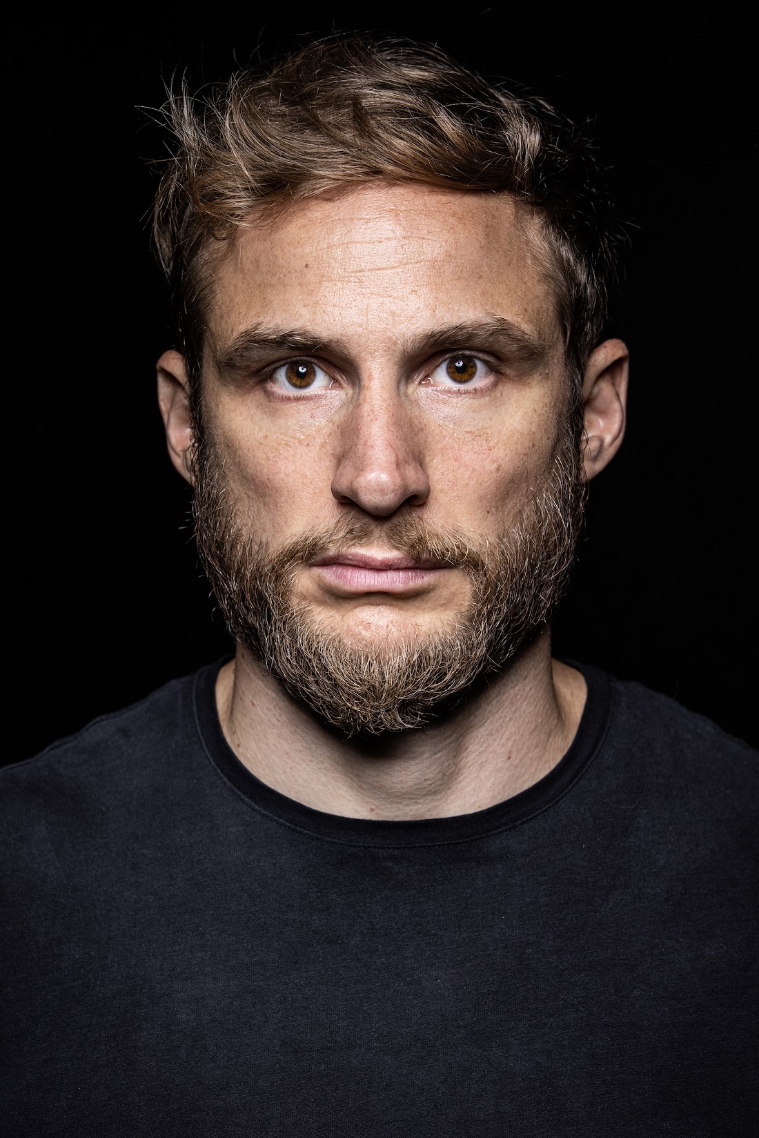 Victor Pontecorvo ne tarit pas d'éloges sur la série Coeurs noirs, disponible sur Prime Vidéo. Victor Pontecorvo ne tarit pas d'éloges sur la série Coeurs noirs, disponible sur Prime Vidéo.
