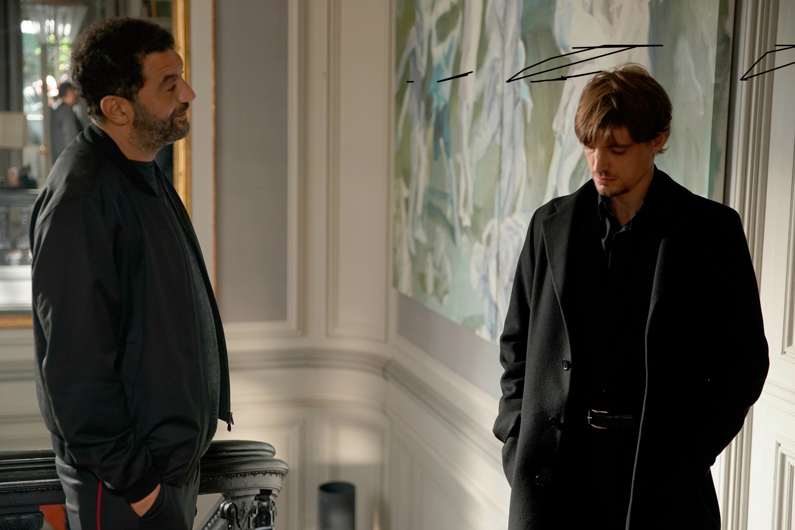 Ramzy Bedia et Niels Schneider excellent dans Les tourmentés.