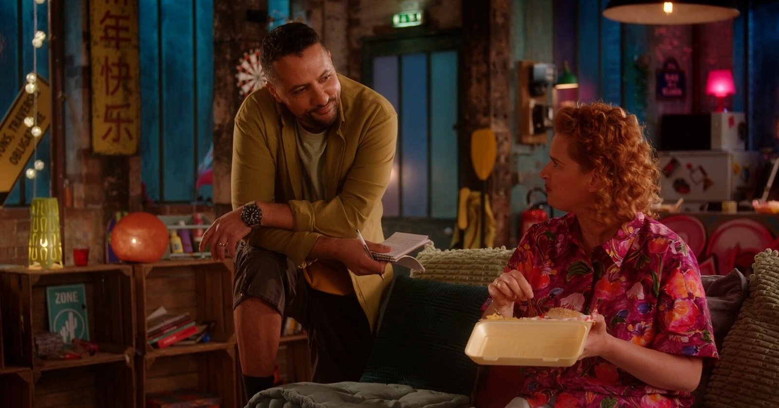 Majid Berhila forme depuis plus d'un an un couple avec Elodie Poux dans Scènes de ménages. (c) Capture d'écran - Noon