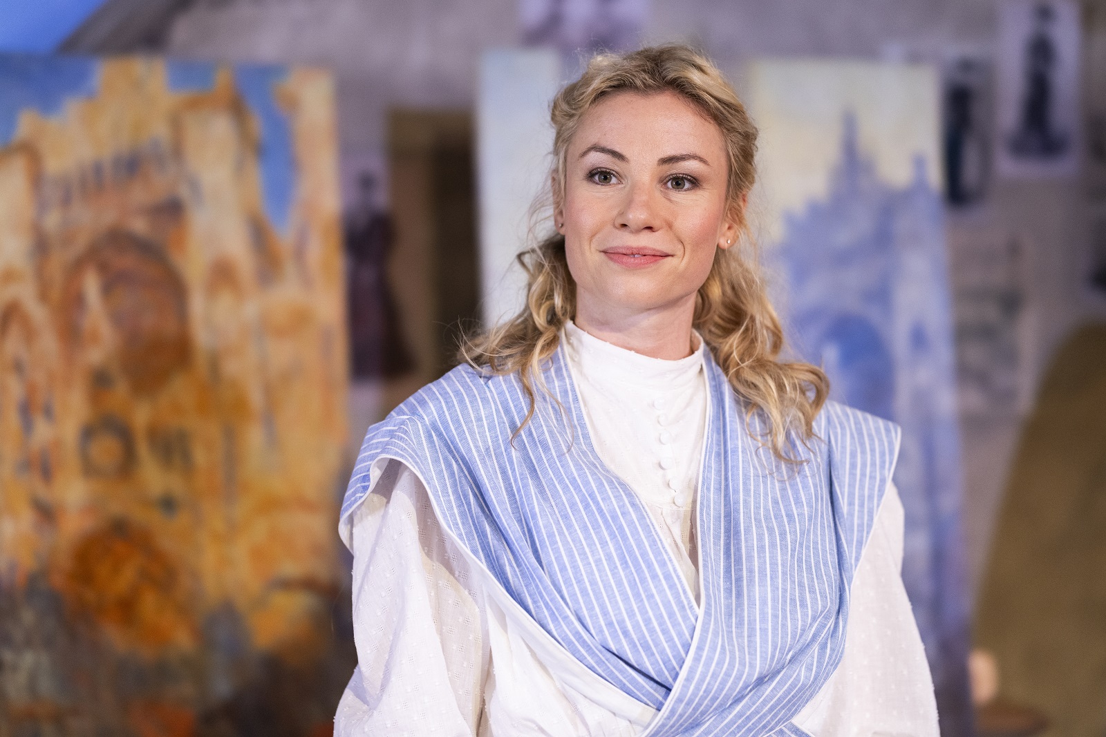 Maud Baecker, une muse dans la pièce Dans les Yeux de Monet. ©Cyril Bruneau