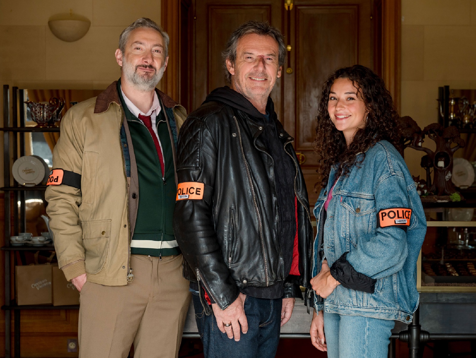 Vincent Desagnat et Louvia Bachelier ont rejoint Jean-Luc Reichmann dans la brigade des mineurs de Léo Mattéï. (c) Jean-Philipe Baltel - Big Band Theory - TF1