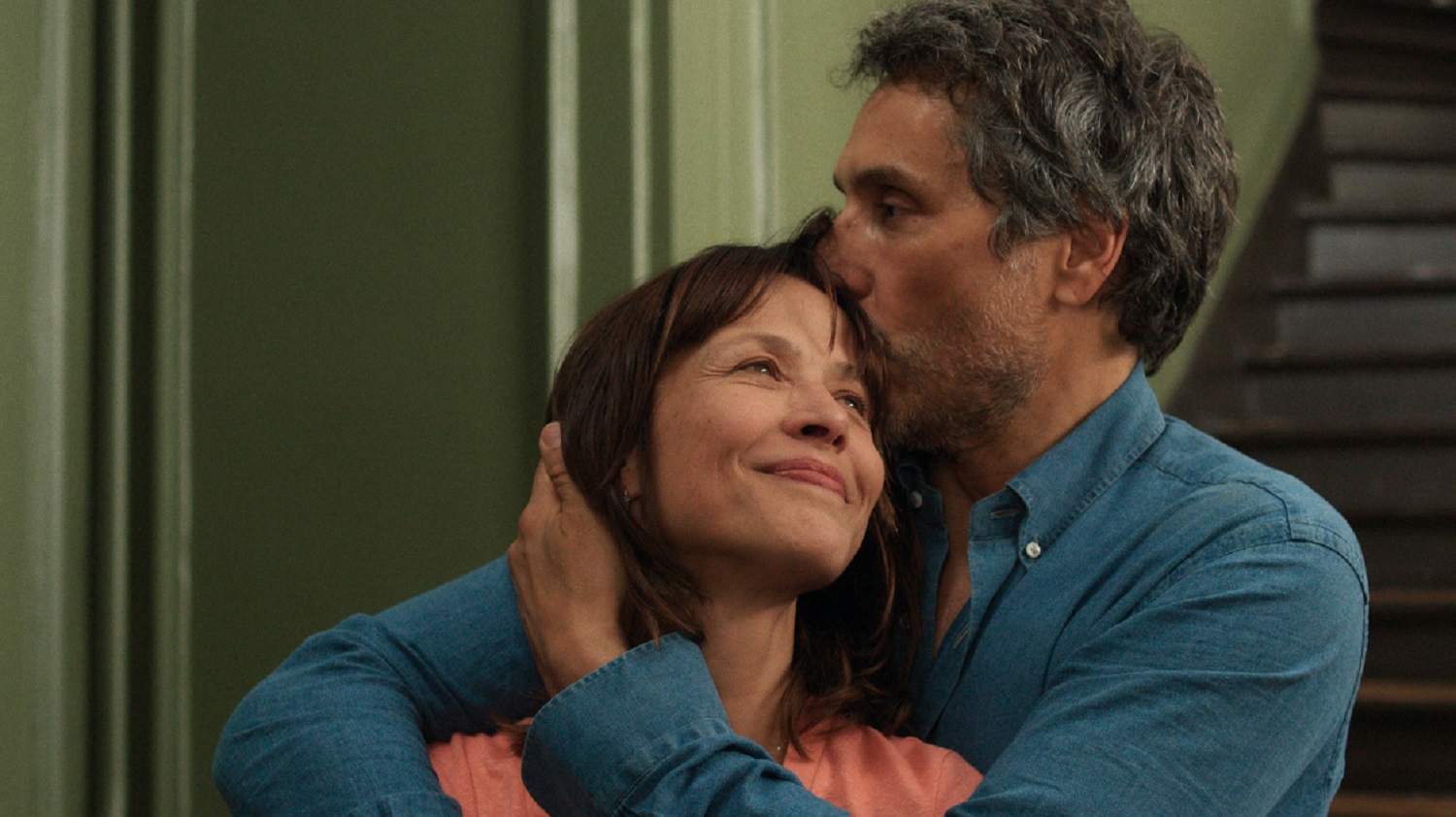 Vincent Elbaz n'a pas caché son plaisir de tourner avec Sophie Marceau dans Lol 2.0 © 2026 CURIOSA FILMS – LOVE IS IN THE AIR - APOLLO FILMS DISTRIBUTION - FRANCE 2 CINÉMA - M6 FILMS 10